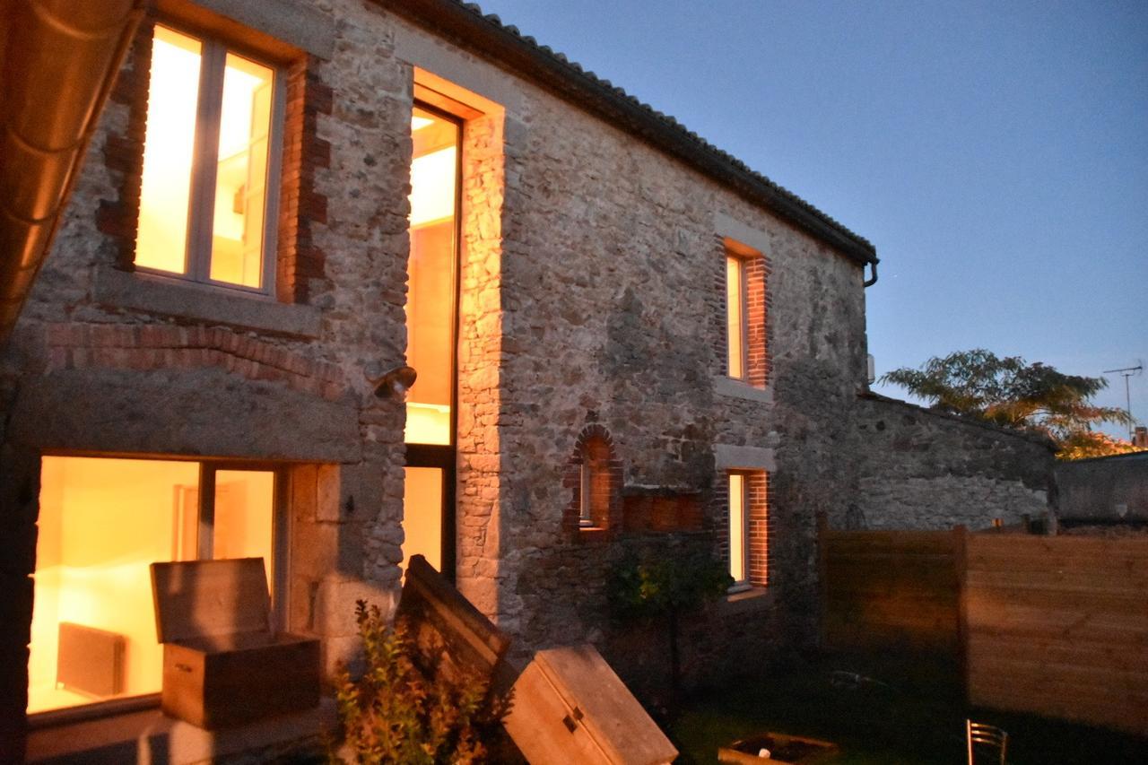 Les Maillettes Bed & Breakfast Les Épesses Екстериор снимка