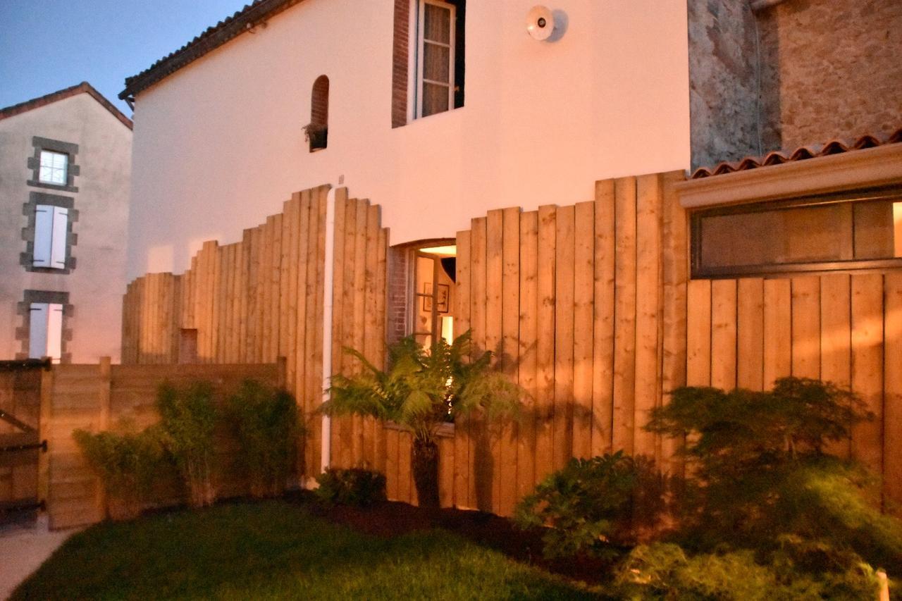 Les Maillettes Bed & Breakfast Les Épesses Екстериор снимка