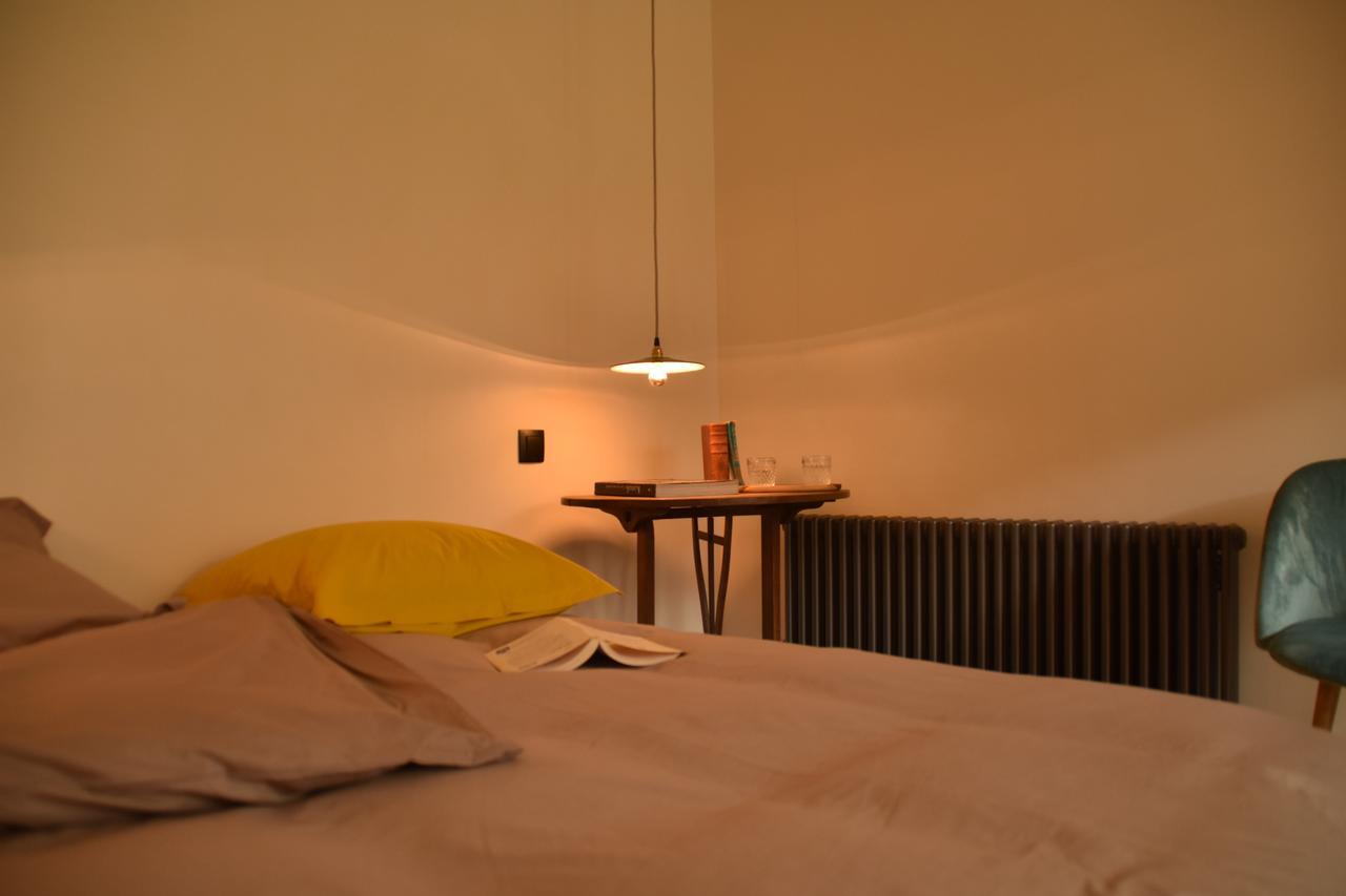 Les Maillettes Bed & Breakfast Les Épesses Екстериор снимка