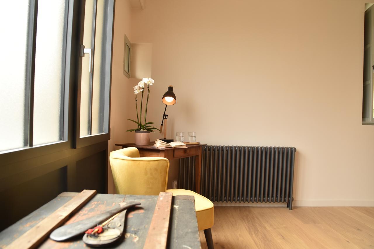 Les Maillettes Bed & Breakfast Les Épesses Екстериор снимка